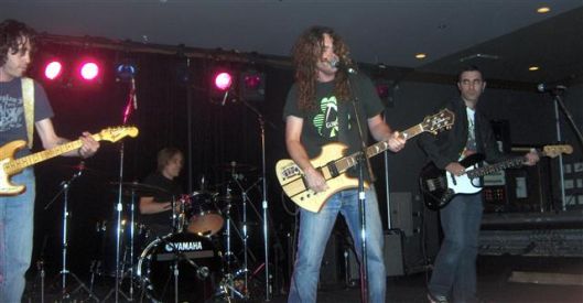 Crash Kelly - Thin Lizzy Tribute Band
