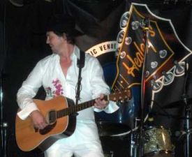 Lamont MacAndrewes - Thin Lizzy Tribute Band
