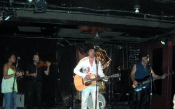 Lamont MacAndrewes - Thin Lizzy Tribute Band