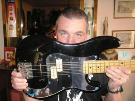 Jim Cameron with Phil Lynotts Bass