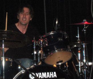 Flying Eyes - Thin Lizzy Tribute Band